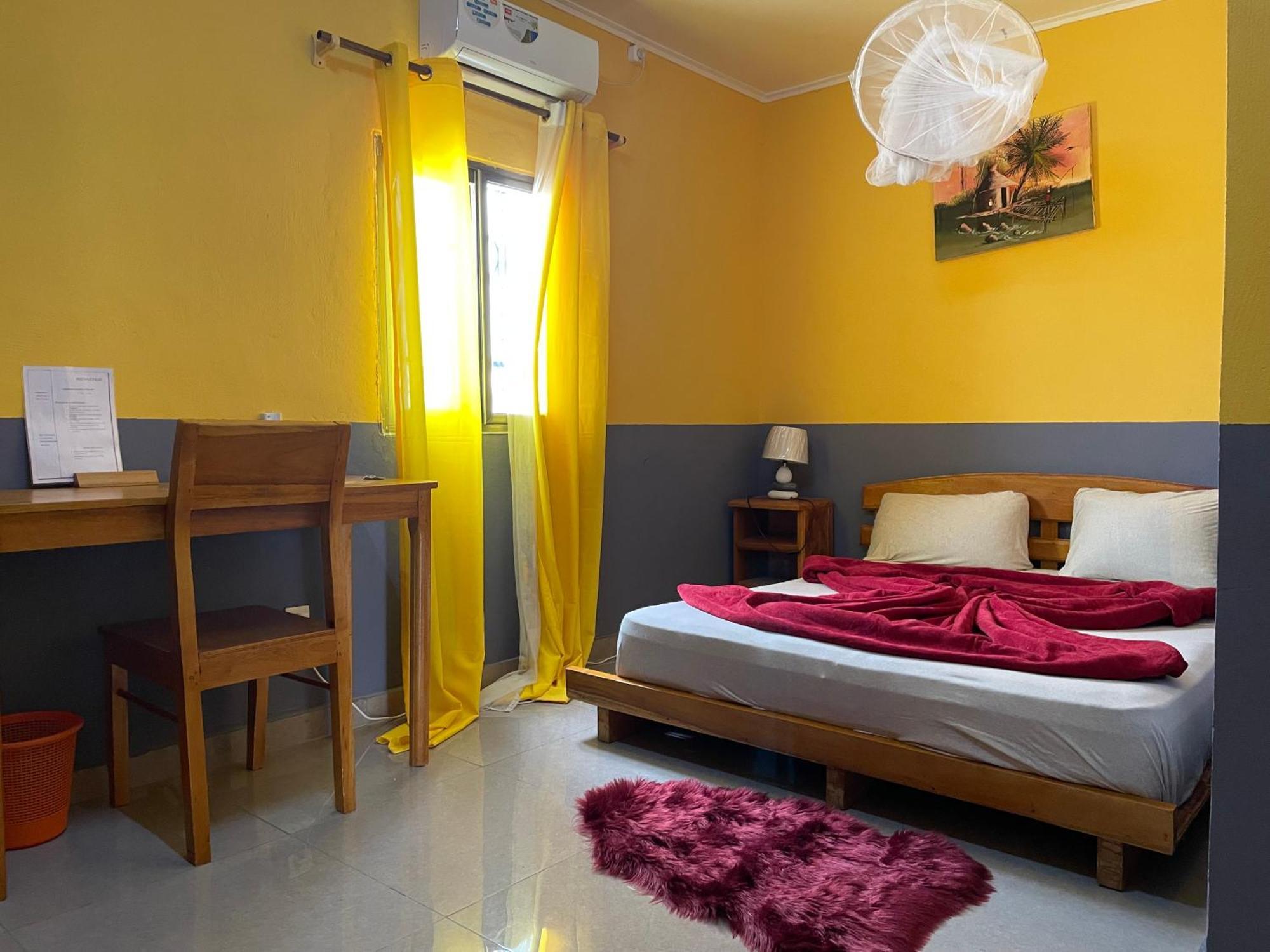 Residence Hotel Lux Fairborn - Port Gentil 외부 사진